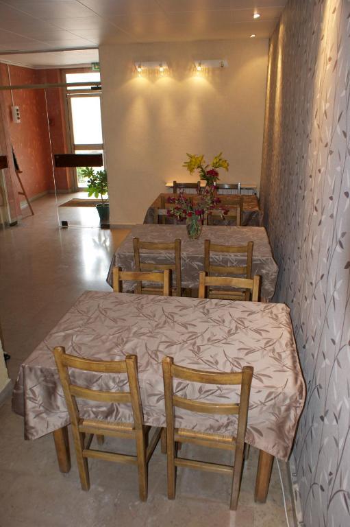 Hotel Le Lyon ברון מראה חיצוני תמונה