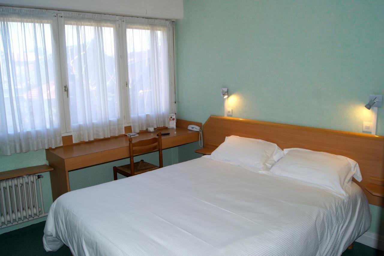 Hotel Le Lyon ברון מראה חיצוני תמונה