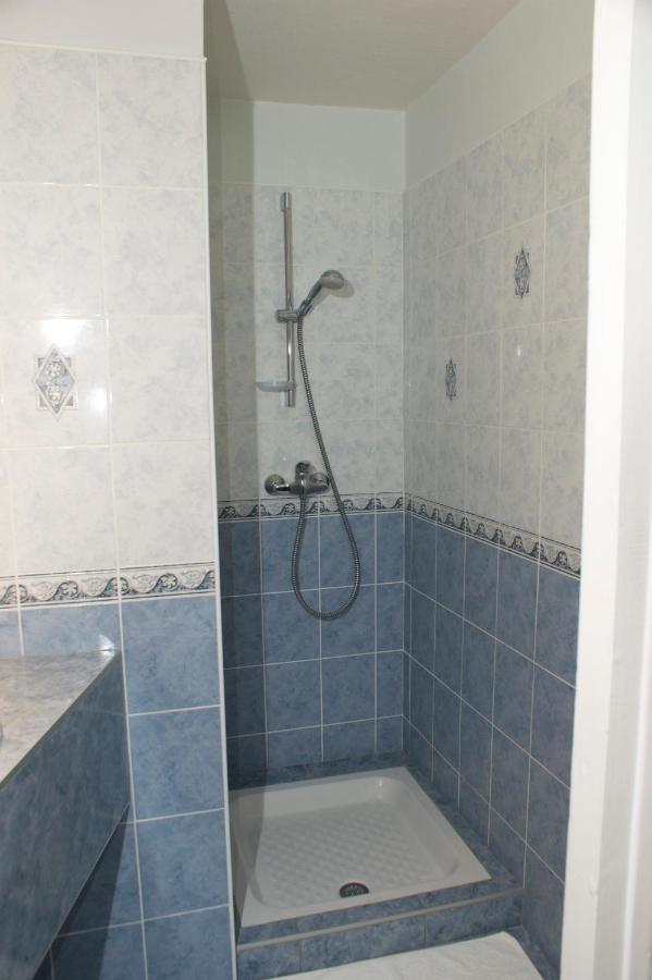 Hotel Le Lyon ברון מראה חיצוני תמונה
