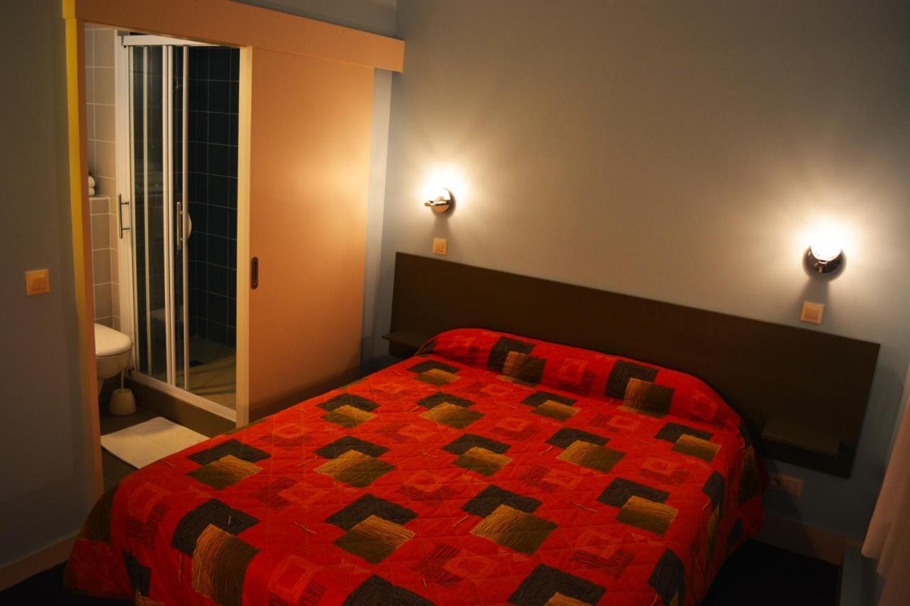 Hotel Le Lyon ברון מראה חיצוני תמונה